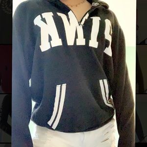 VS/PINK half zip sweatshirt